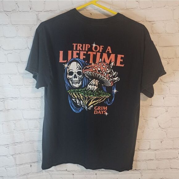 Men's Grim Days "Trip of a Lifetime" shirt, size Large - Picture 5 of 5